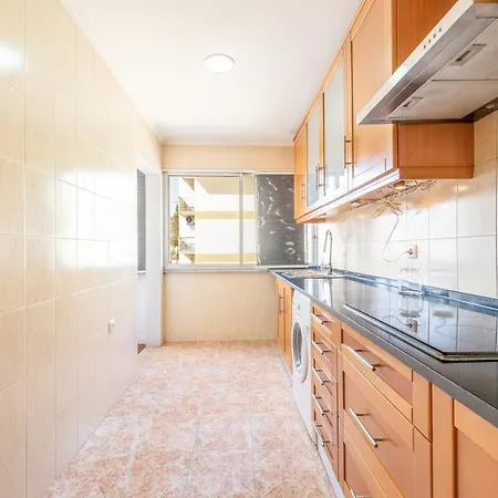 アパート Guestready - Sophisticated Apt In