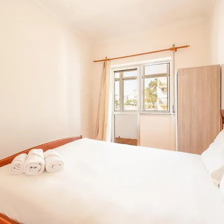 Guestready - Sophisticated Apt In アパート コロイオス