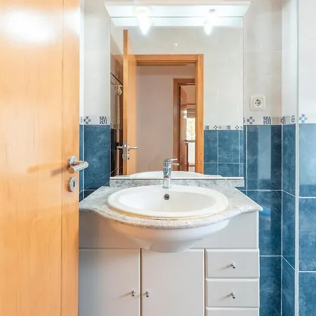 Guestready - Sophisticated Apt In アパート コロイオス